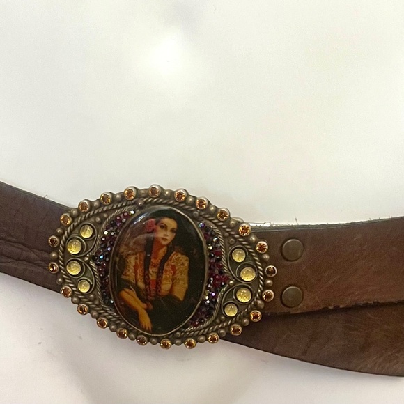 Vintage “The Goddess Image” Buckle w/Rhinestone Crystal Jeweled Leather Belt - Picture 11 of 11